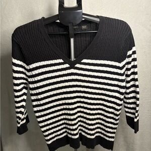 JEANNE PIERRE Black and White V-Neck Sweater
